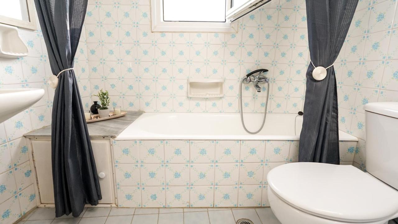 Traditional Dame Lejlighed Mési Eksteriør billede